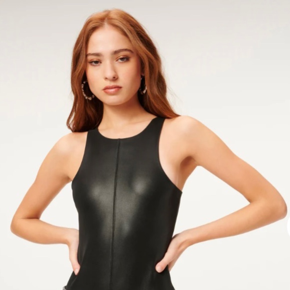 NWT Good American BETTER THAN LEATHER HIGH NECK BODY size 4.